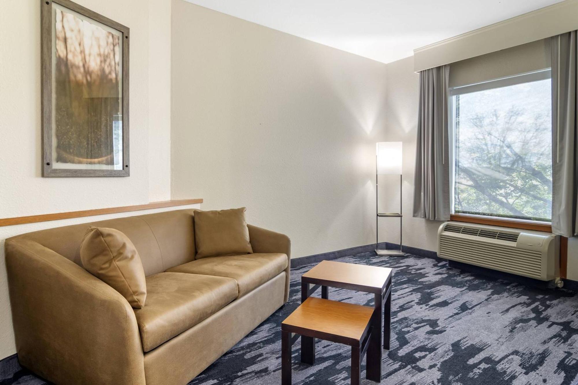 Fairfield Inn & Suites By Marriott Commerce Exterior foto